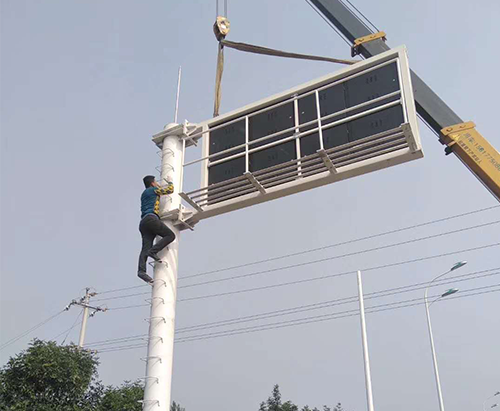博鱼博鱼首页官网_博鱼（中国）官网_博鱼（中国）省郑州市某道路F型显示屏框架